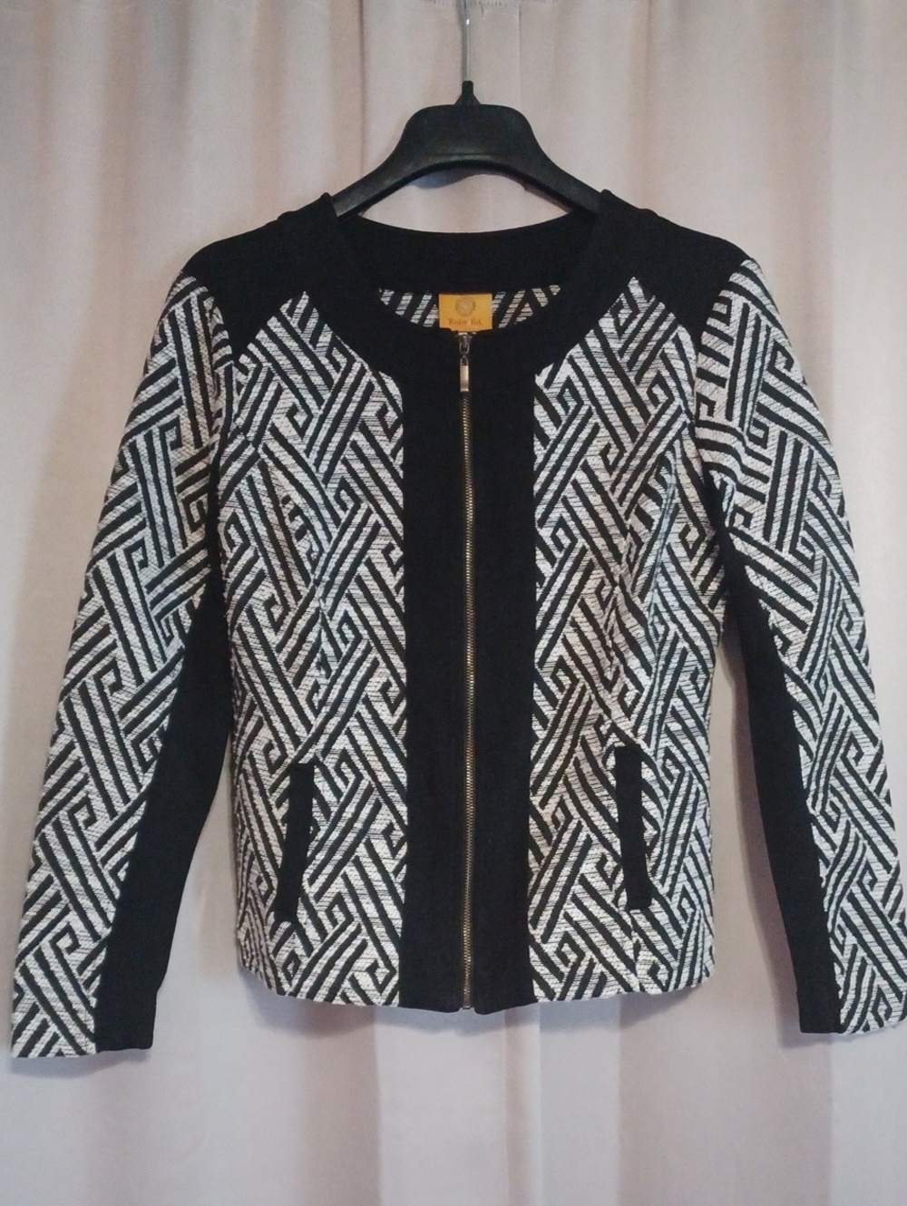 Ruby Rd. Black White Geometric Maze Zip Up Jacket Blazer Sz 8 Collarless Pockets